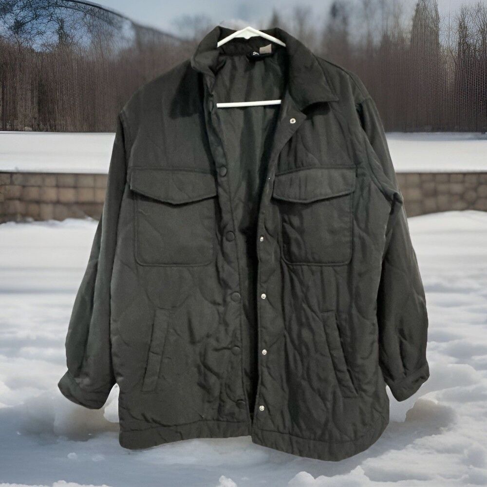 H&M Divided Women’s Quilted Jacket - Size Medium - Black Snap Front Coat